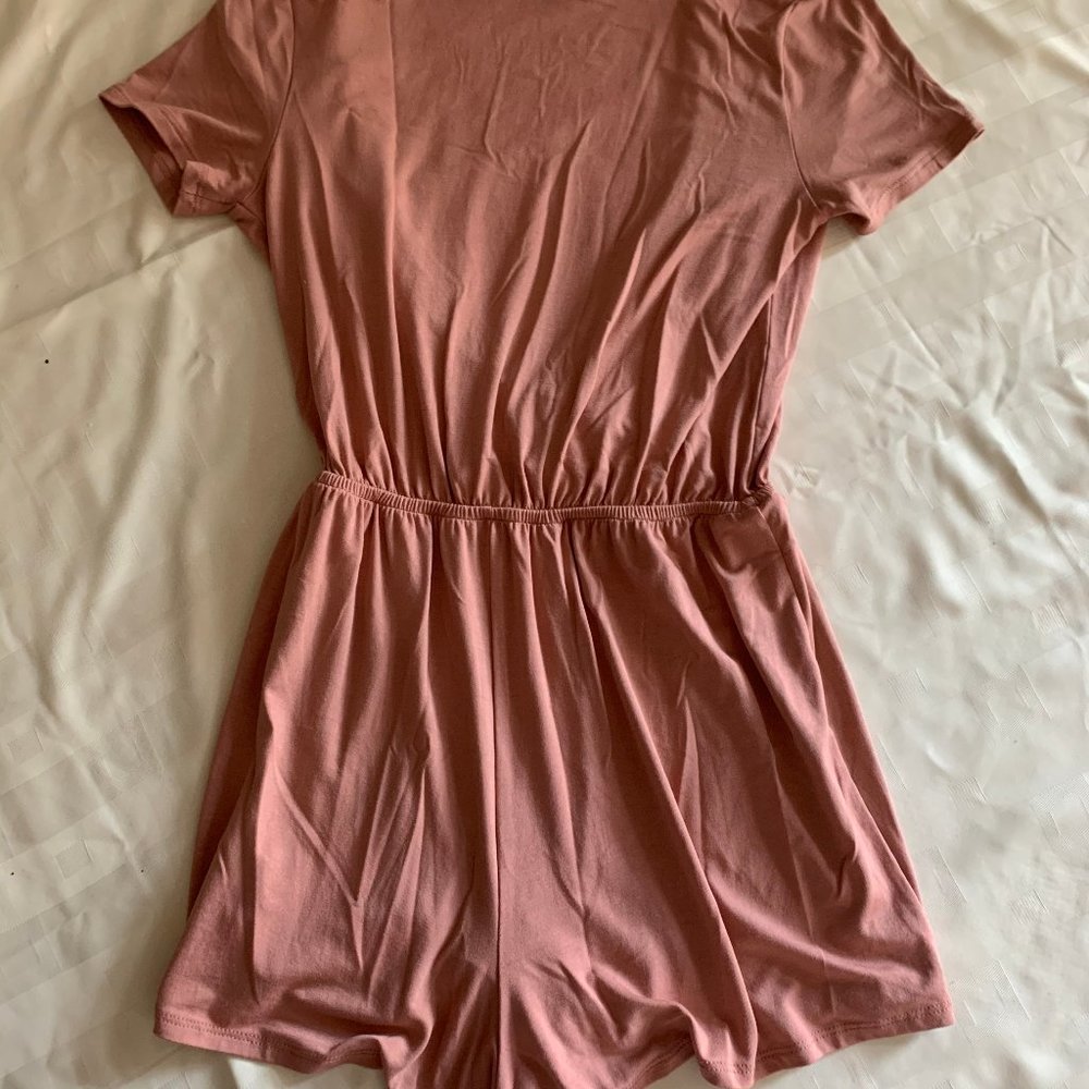 romper - Picture 2 of 3